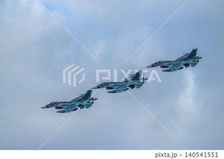 F-2戦闘機の勇姿 F-2戦闘機の勇姿 140541551