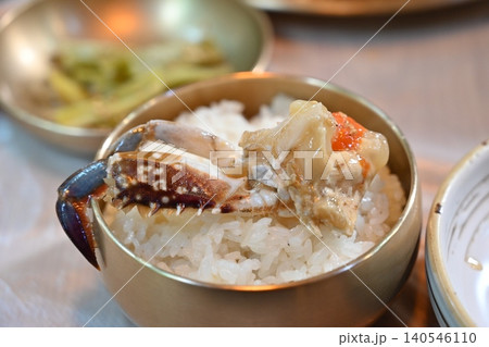 Traditional Korean Soy Sauce Marinated Raw Crab with White Rice Traditional Korean Soy Sauce Marinated Raw Crab with White Rice 140546110
