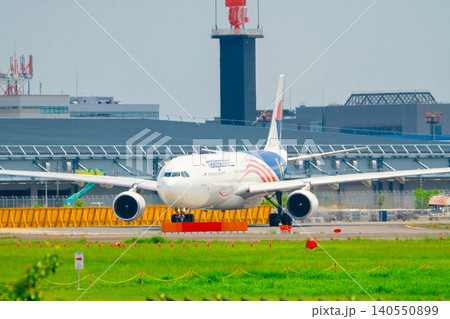 成田空港 旅客機イメージ・マレーシア航空 140550899