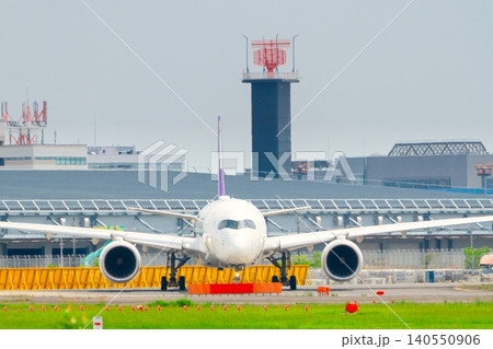 成田空港 旅客機イメージ・タイ国際航空 140550906