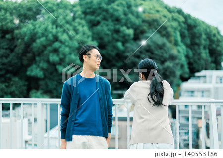 夫婦と理想の住まい 140553186