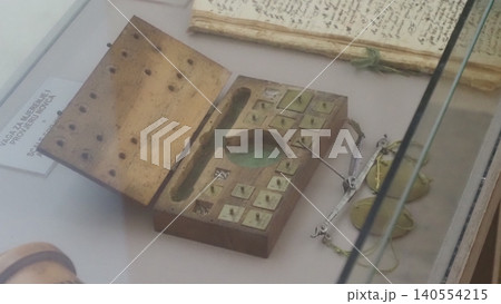 ドゥブロヴニク ドミニコ会修道院 天秤 ドゥブロヴニク ドミニコ会修道院 天秤 140554215