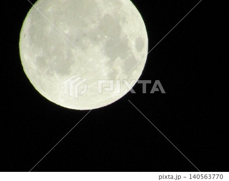 2024年9月18日、夜空に輝くスーパームーン 2024年9月18日、夜空に輝くスーパームーン 140563770