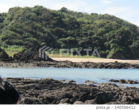 熊本県天草市、NHK大河ドラマ「武蔵」のロケ地、美しい海が広がる茂串海岸 140566412