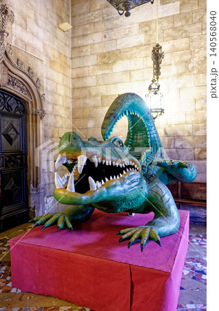 Sculptures of giants typical of the folkloric culture of Mallorca 140568040