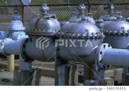 Industrial Pipeline Manifold with Pressure Vessels and Flow Control Equipment Industrial Pipeline Manifold with Pressure Vessels and Flow Control Equipment 140570355
