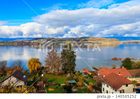 View of the Lake Murten at autumn from Murten city, Switzerland 140585252