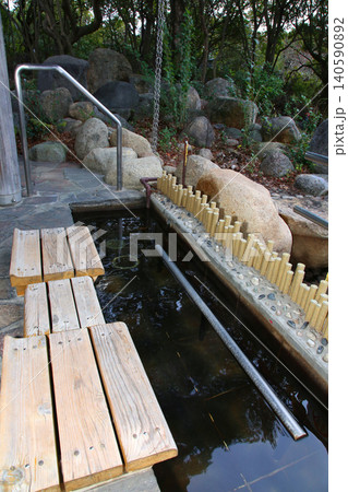 長島温泉足湯　長島温泉　長島サービスエリア足湯　三重県　伊勢湾岸道　伊勢湾岸道長島サービスエリア　 140590892