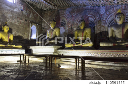 Buddha statue, Sri Lanka 140591535