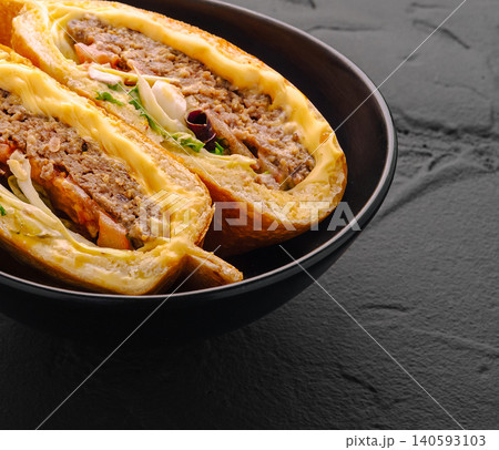 Gourmet cheeseburger sandwich with juicy beef patty Gourmet cheeseburger sandwich with juicy beef patty 140593103