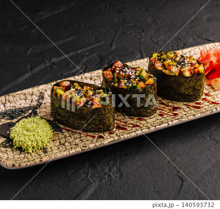 Gunkan Maki Sushi Set On Ceramic Plate Gunkan Maki Sushi Set On Ceramic Plate 140593732