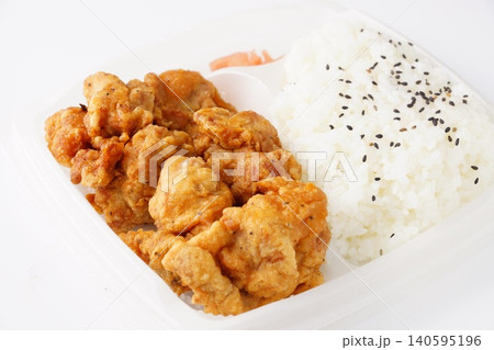 唐揚げ弁当 唐揚げ弁当 140595196