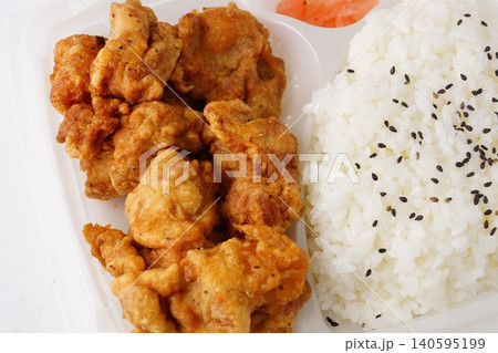 唐揚げ弁当 140595199