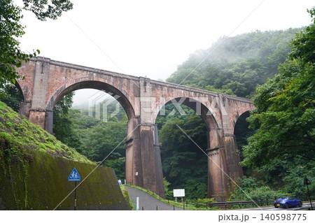 レンガの橋 碓氷峠 遺産 レンガの橋 碓氷峠 遺産 140598775