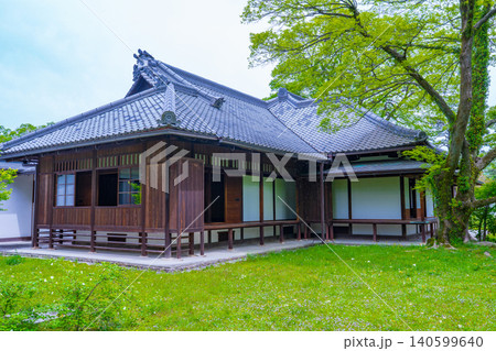 京都市 京都御苑の閑院宮邸跡収納展示館と庭園 京都市 京都御苑の閑院宮邸跡収納展示館と庭園 140599640