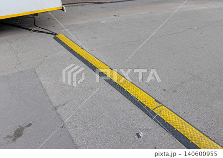 Rubber Cable Protector Ramp Rubber Cable Protector Ramp 140600955