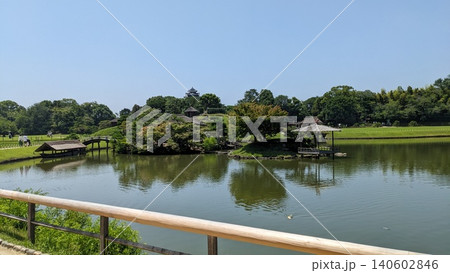 池のある風景 池のある風景 140602846