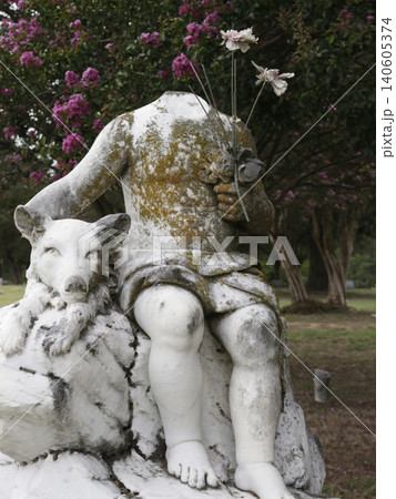 Creepy Headless Statue at Rural East TX Cemetery 140605374