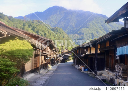 妻籠宿・つまごじゅく・早朝(長野県・南木曽町) 妻籠宿・つまごじゅく・早朝(長野県・南木曽町) 140607453