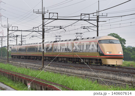 東北本線 東鷲宮ー栗橋 東武鉄道 100系 106編成 日光詣 東北本線 東鷲宮ー栗橋 東武鉄道 100系 106編成 日光詣 140607614
