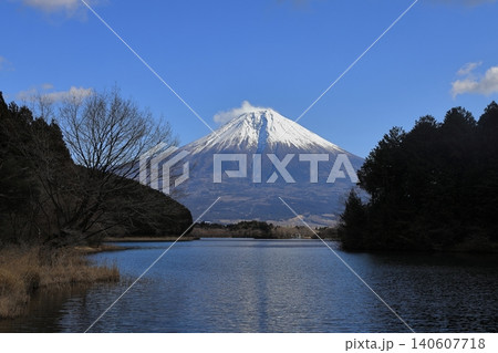 田貫湖からの富士山 (冬) 140607718
