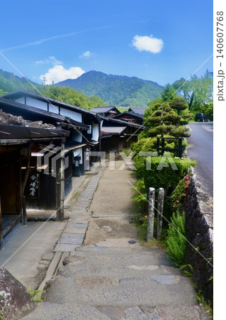 妻籠宿・つまごじゅく・午前(長野県・南木曽町) 妻籠宿・つまごじゅく・午前(長野県・南木曽町) 140607768