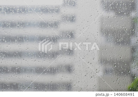 豪雨をもたらした台風の通過 豪雨をもたらした台風の通過 140608491