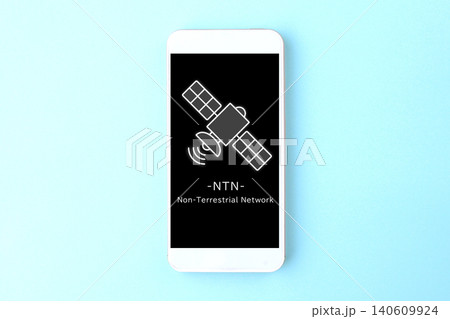 人工衛星を利用したスマートフォンの衛星通信―NTN(非地上系ネットワーク)イメージ 人工衛星を利用したスマートフォンの衛星通信―NTN(非地上系ネットワーク)イメージ 140609924