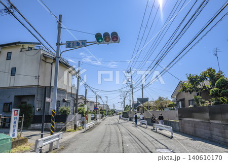 神奈川県高座郡寒川町 宮山駅前交差点の街並みと住宅街風景 140610170