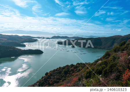 【瀬戸内海国立公園】夕立受山　初冬の日生諸島と長島と小豆島の風景2　岡山県備前市 140610323