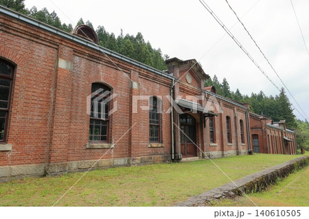 旧丸山変電所の2つの建物 140610505