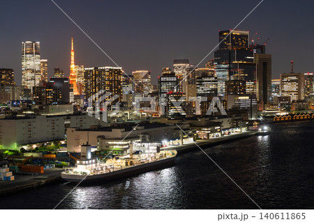 東京タワーと東京湾岸の夜景 東京タワーと東京湾岸の夜景 140611865