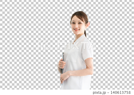 スクラブを着た看護師,看護学生,医療従事者の女性（就職,転職,資格） 140613758