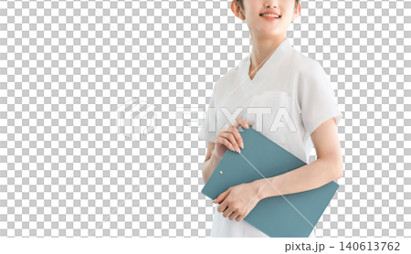 スクラブを着た看護師,看護学生,医療従事者の女性（就職,転職,資格） 140613762