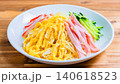 冷やし中華の具材を盛り付けた夏の定番料理 140618523