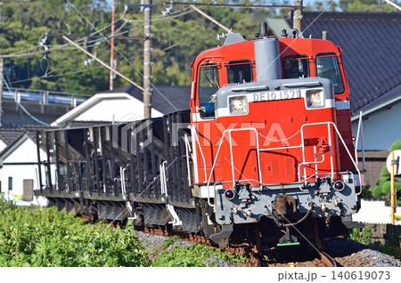 内房線　木更津－君津　JR東日本　DE10-1571（高崎）＋ホキ800 140619073