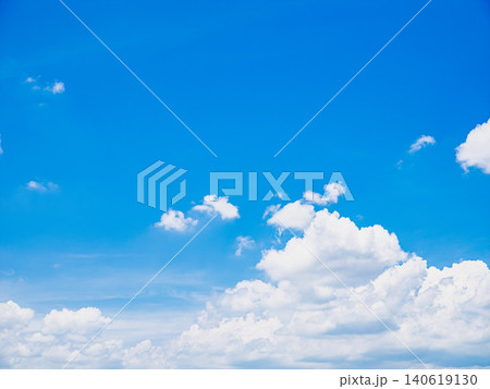 夏の青空と白い雲 夏の青空と白い雲 140619130