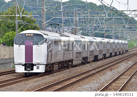 東海道本線 大磯-二宮 JR東日本 215系 NL-1編成(国府津) 回送 東海道本線 大磯-二宮 JR東日本 215系 NL-1編成(国府津) 回送 140619311