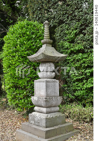 岩槻散歩:真言宗豊山派 普慶院 宝篋印塔 岩槻散歩:真言宗豊山派 普慶院 宝篋印塔 140619440