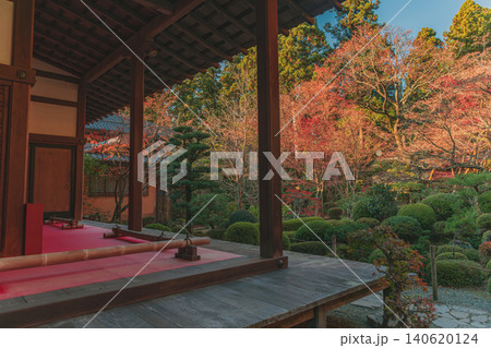 滋賀湖東三山 金剛輪寺 本坊明寿院と庭園の秋景色 140620124