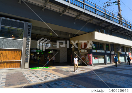 【東京都】5月・有楽町駅前 140620643
