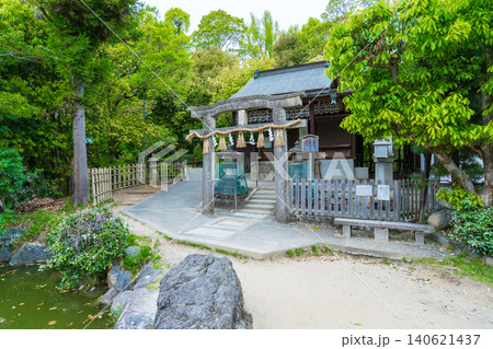 京都市　京都御苑内の厳島神社 140621437