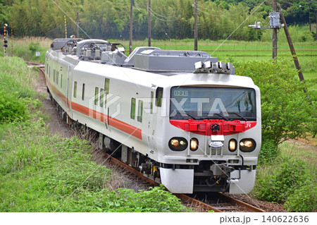 久留里線 久留里-平山 JR東日本 キヤE193系(秋田) Easti-D 久留里線 久留里-平山 JR東日本 キヤE193系(秋田) Easti-D 140622636
