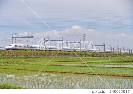 東海道新幹線 新横浜-小田原 JR西日本 N700S系3000番台 F15編成(博多) のぞみ 東海道新幹線 新横浜-小田原 JR西日本 N700S系3000番台 F15編成(博多) のぞみ 140623017