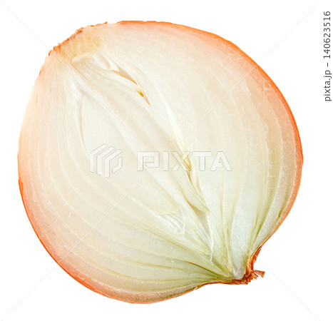 Half of a fresh yellow onion cut vertically, showing internal white layers and outer golden skin. High-quality macro shot isolated, ideal for food and culinary design projects. 140623516