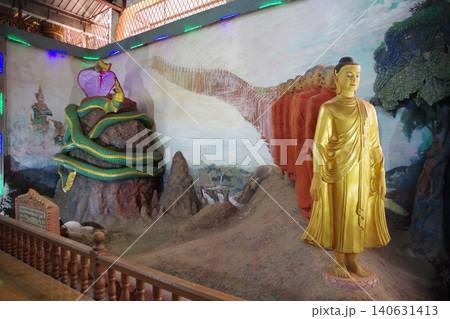 ミャンマー　ヤンゴン　ガータッジーパゴダ 140631413