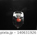 さくらんぼの水しぶき 140631926