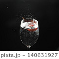 さくらんぼの水しぶき 140631927