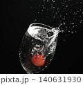 さくらんぼの水しぶき 140631930