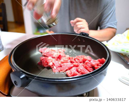 すき焼き 日本料理 すき焼き 日本料理 140633817